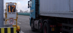 Trailer mounted speed radar display